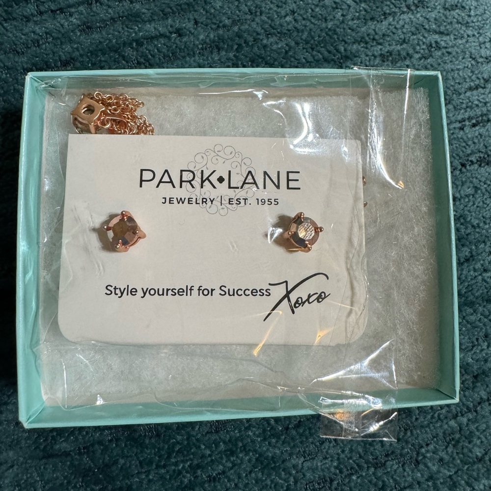 New Bronze Mini Impressions Necklace and Earrings Set - Rose Gold - Picture 2 of 5